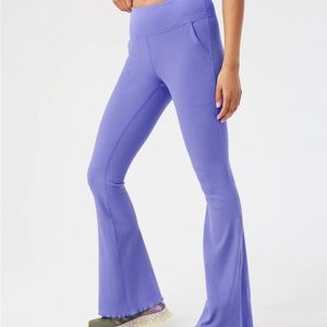 Outdoor Voices Superform Ribbed Flare Leggings